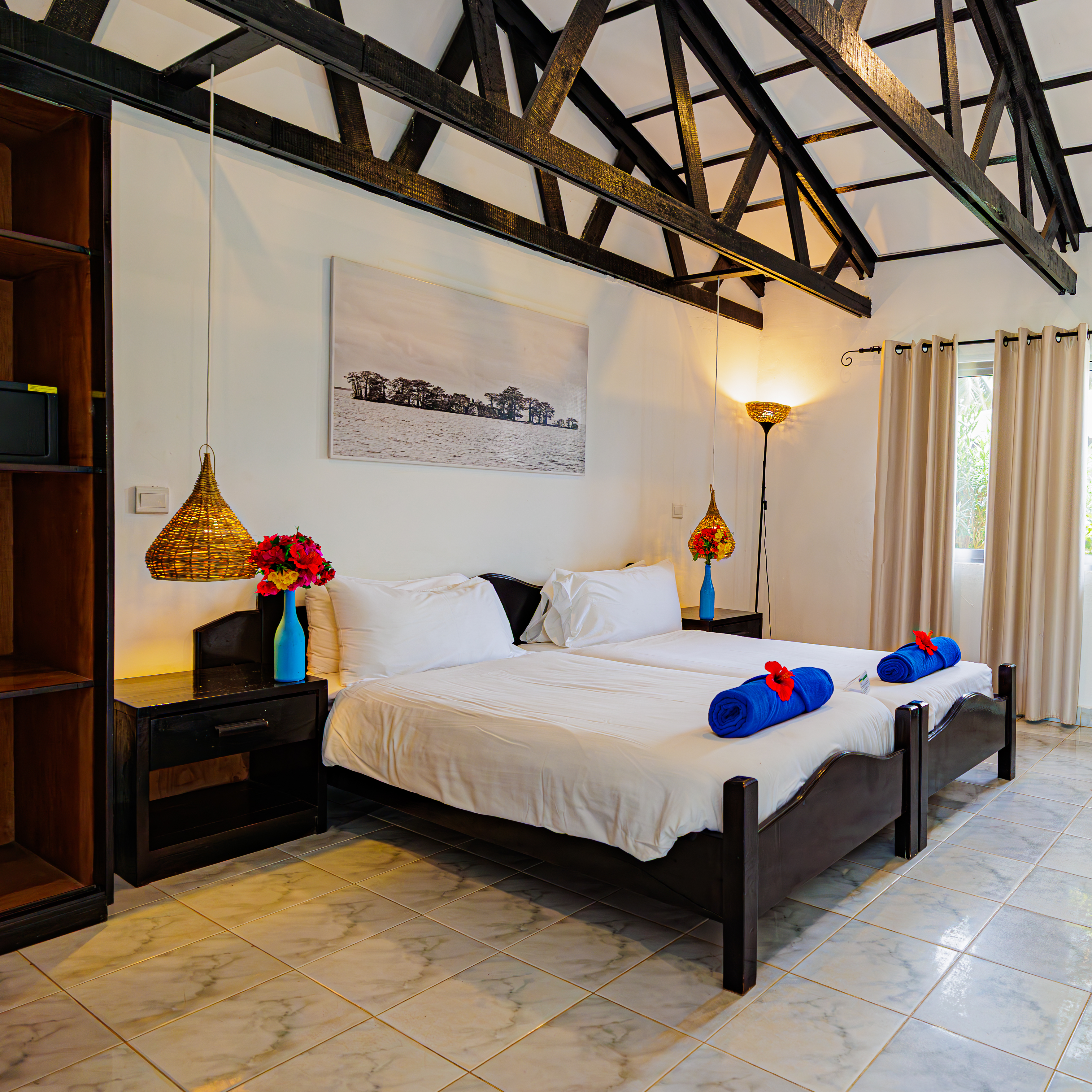 Sunset Beach Hotel - Gallery Image