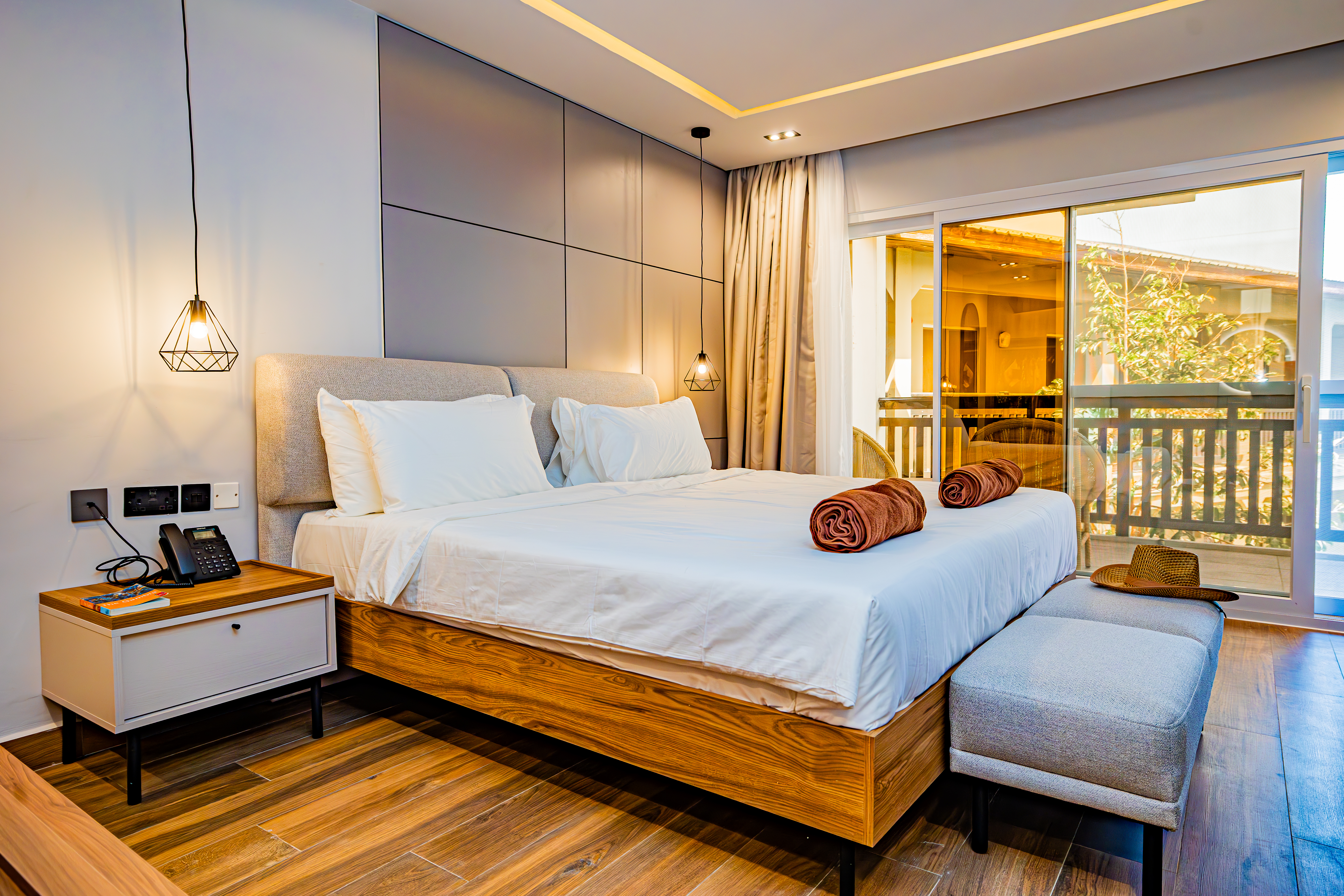 Sunset Beach Hotel - Gallery Image